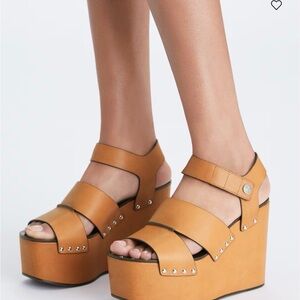 NEW TORY BURCH STUDDED PLATFORM WEDGE
